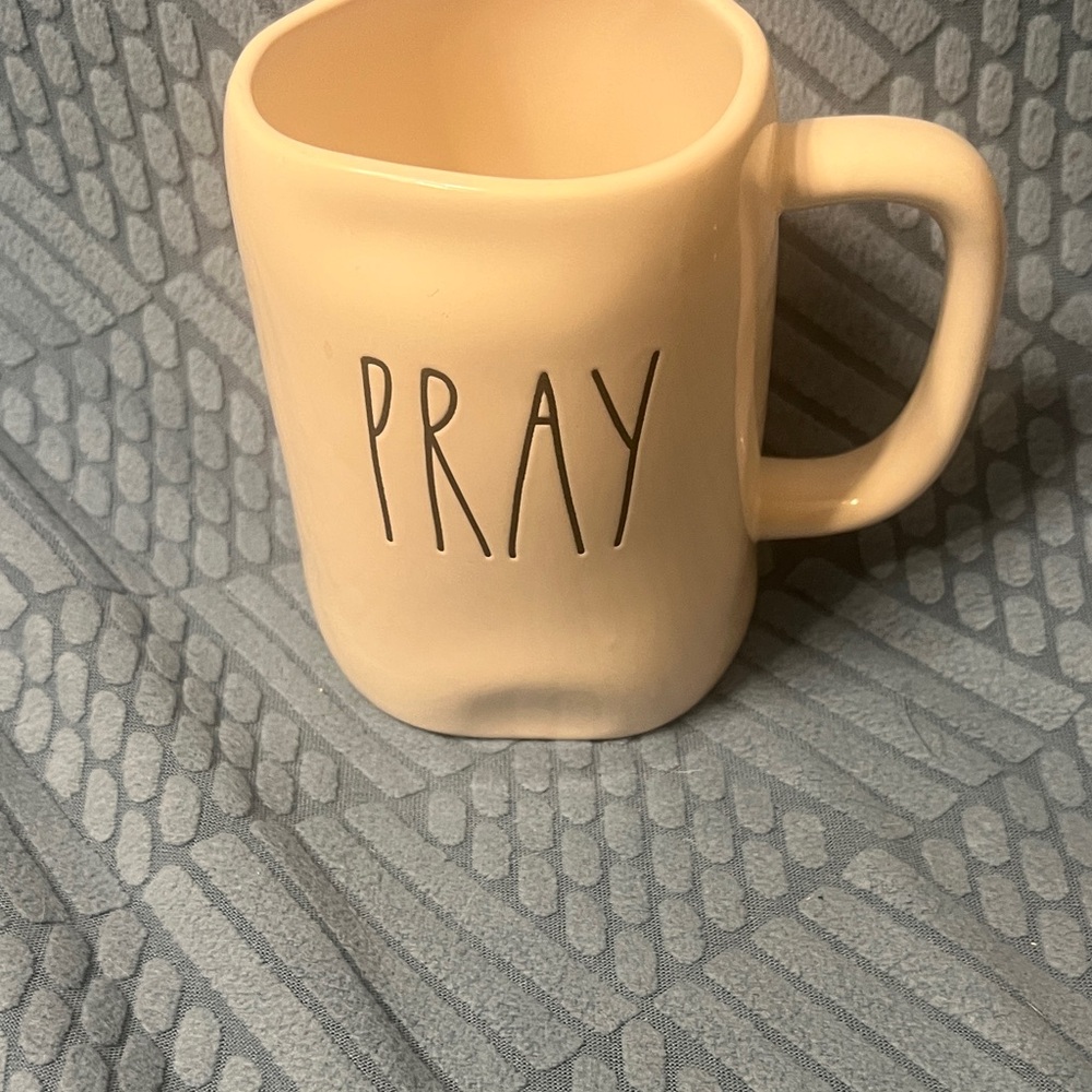 Ray Dunn Cream Mug with 'Pray' Design